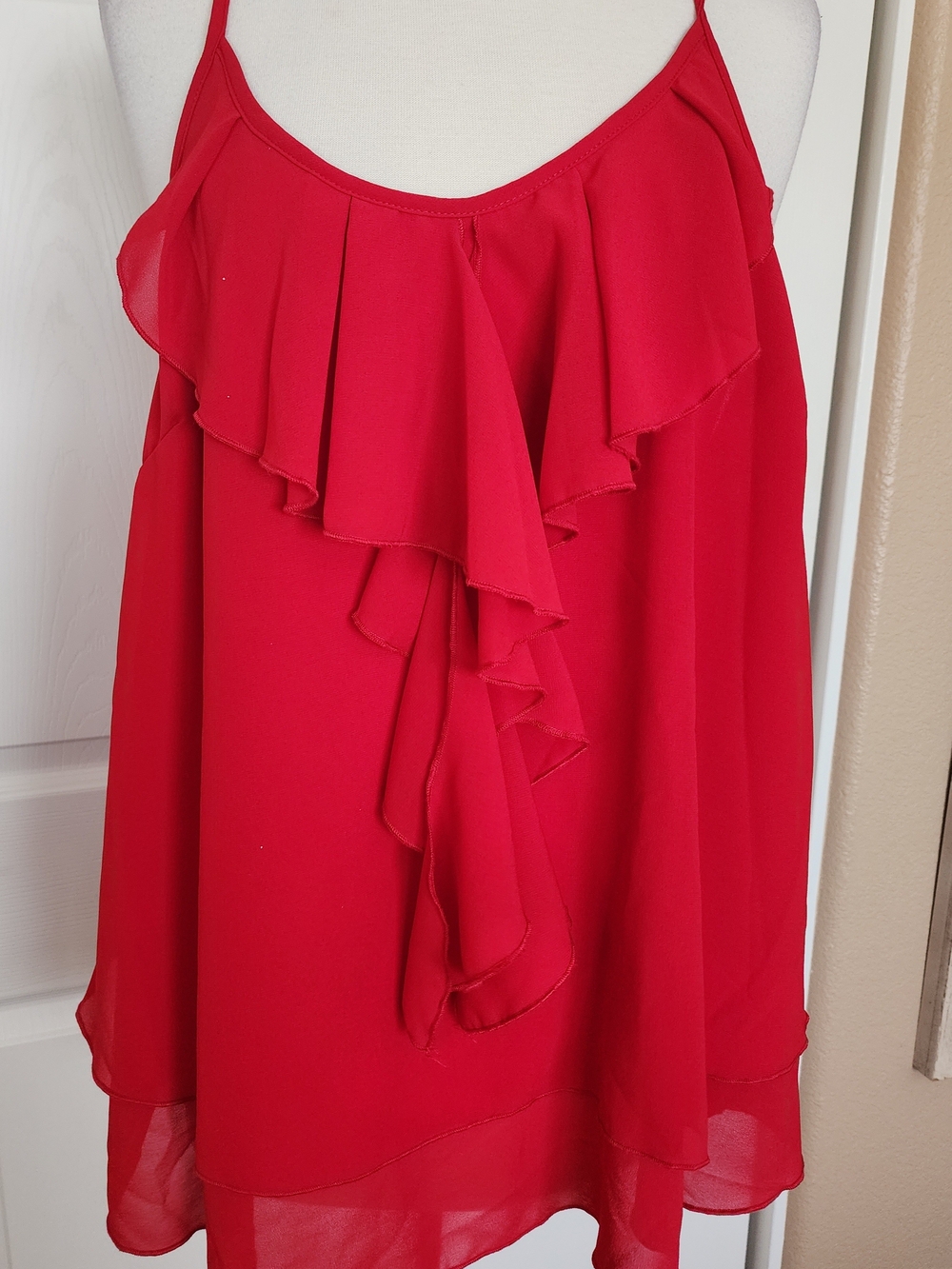 SHEIN Red Ruffle V-Neck Camisole Tank - Picture 5 of 5